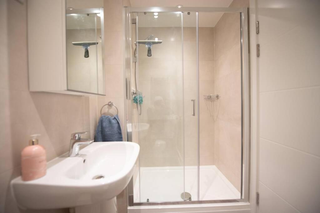 Number 15 Luxurious Two Bedroom Apartment 埃克斯茅斯 外观 照片